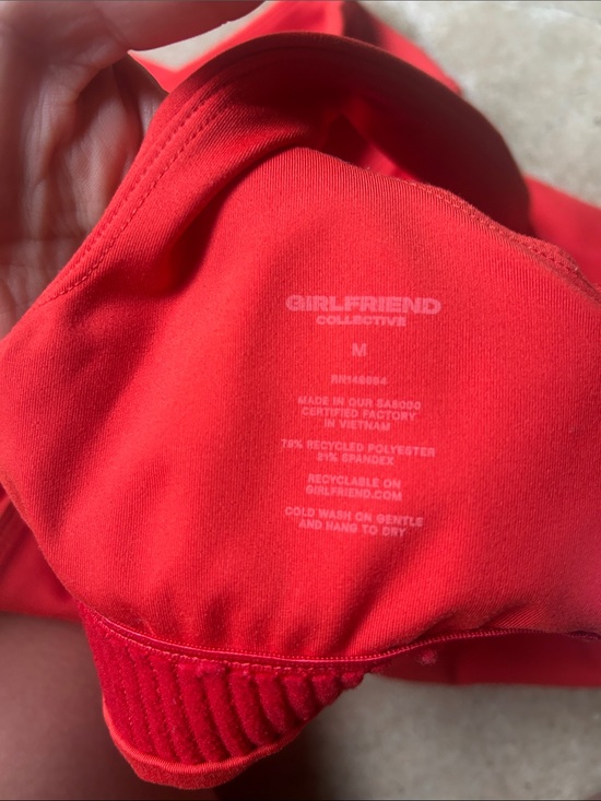 Girlfriend Set - Sports Bra & Leggings